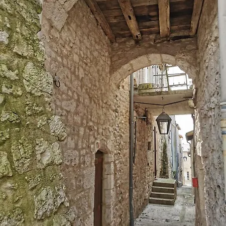 Maison De Charme Spacieuse, Terrasse Et Vue Sur La Place Lejlighed